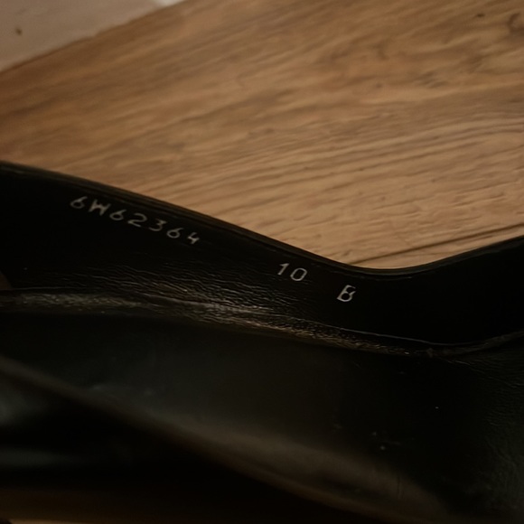 Vintage Stuart Weitzman black heels - Picture 3 of 6